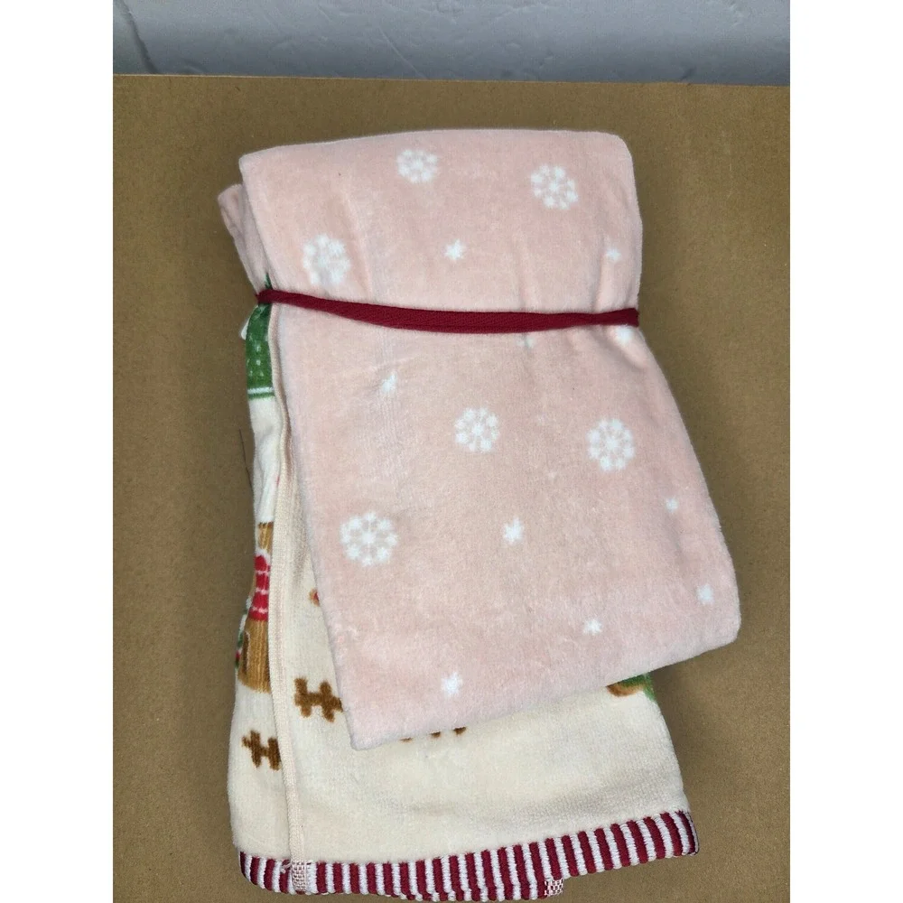 Envogue Pink Holiday Gingerbread House Hand Towels Set of 2 New